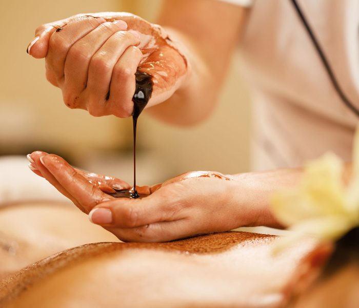 Hot-Oil-Massage Hot-Oil-Massage